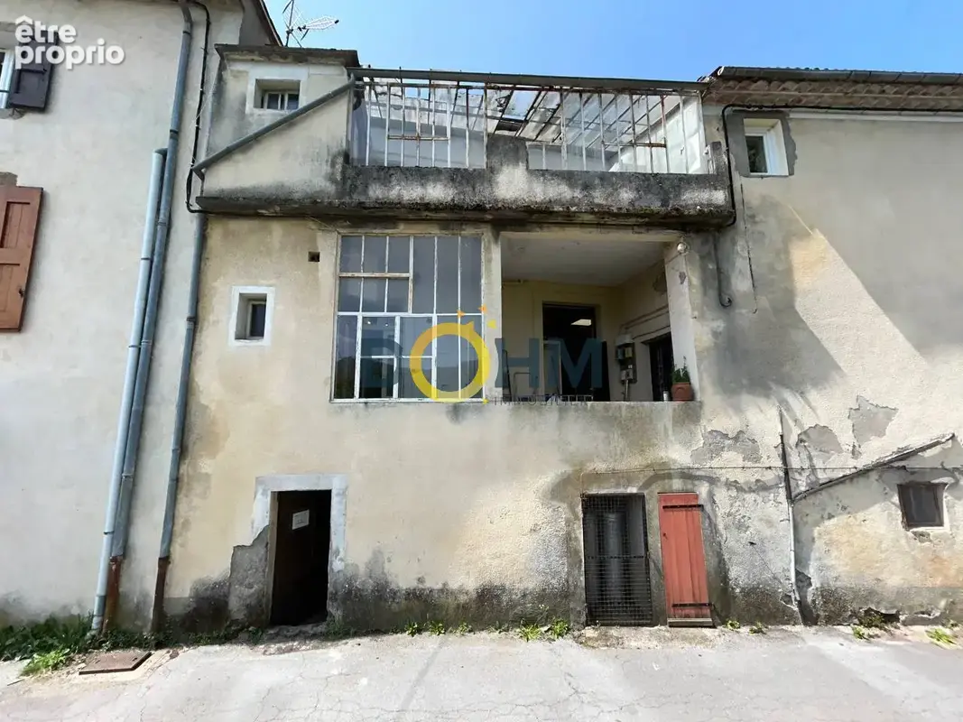 Chamborigaud, Maison centre-ville d'environ 94m2 sur balcon, terrasse, vérandas - photo 2