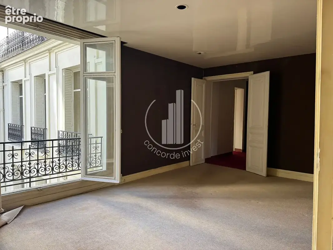 Appartement Ternes - 6 pièce(s) 235 m2 - baignés de soleil - haussmanien - photo 8