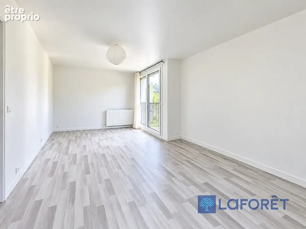 Arpajon Hyper centre - F2 - 52 m2 avec balcon - photo 2