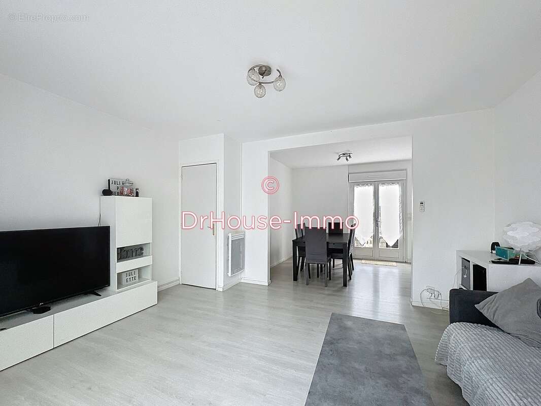 Maison à SAVIGNAC-DE-L&#039;ISLE