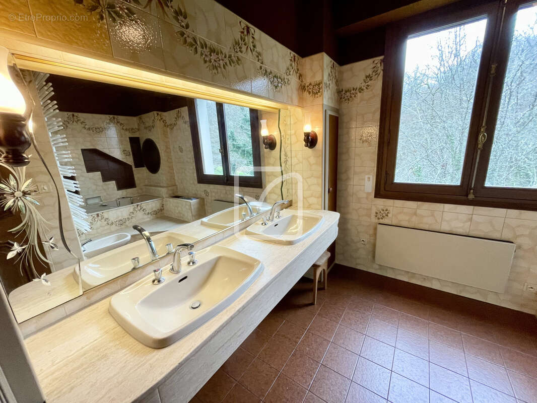 Maison à MALEMORT-SUR-CORREZE