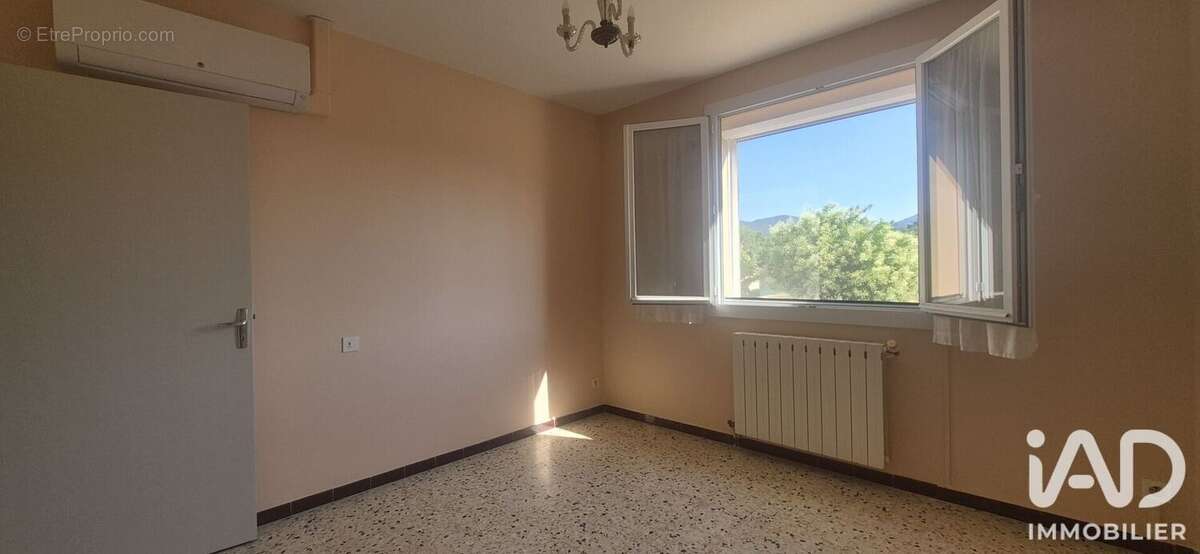 Maison 103 m² à Laroque  - photo 8