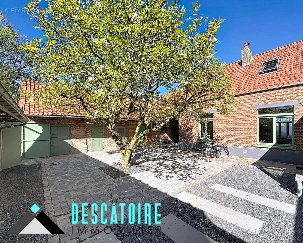 Maison à SAINT-FLORIS