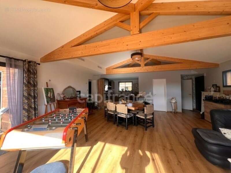 Maison à PLAN-D'AUPS-SAINTE-BAUME