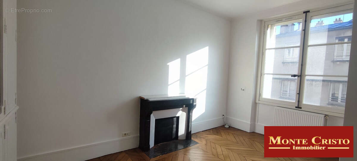  Parquet Point de Hongrie - Appartement à VERSAILLES