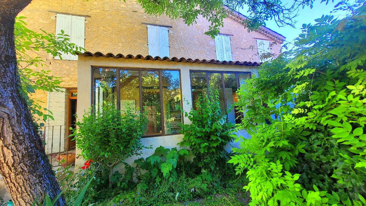 Maison à FORCALQUIER