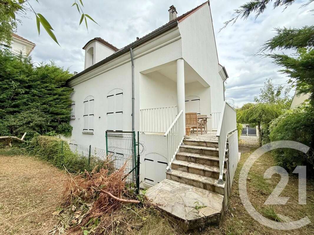 Maison 180 m² à Argenteuil  - photo 5