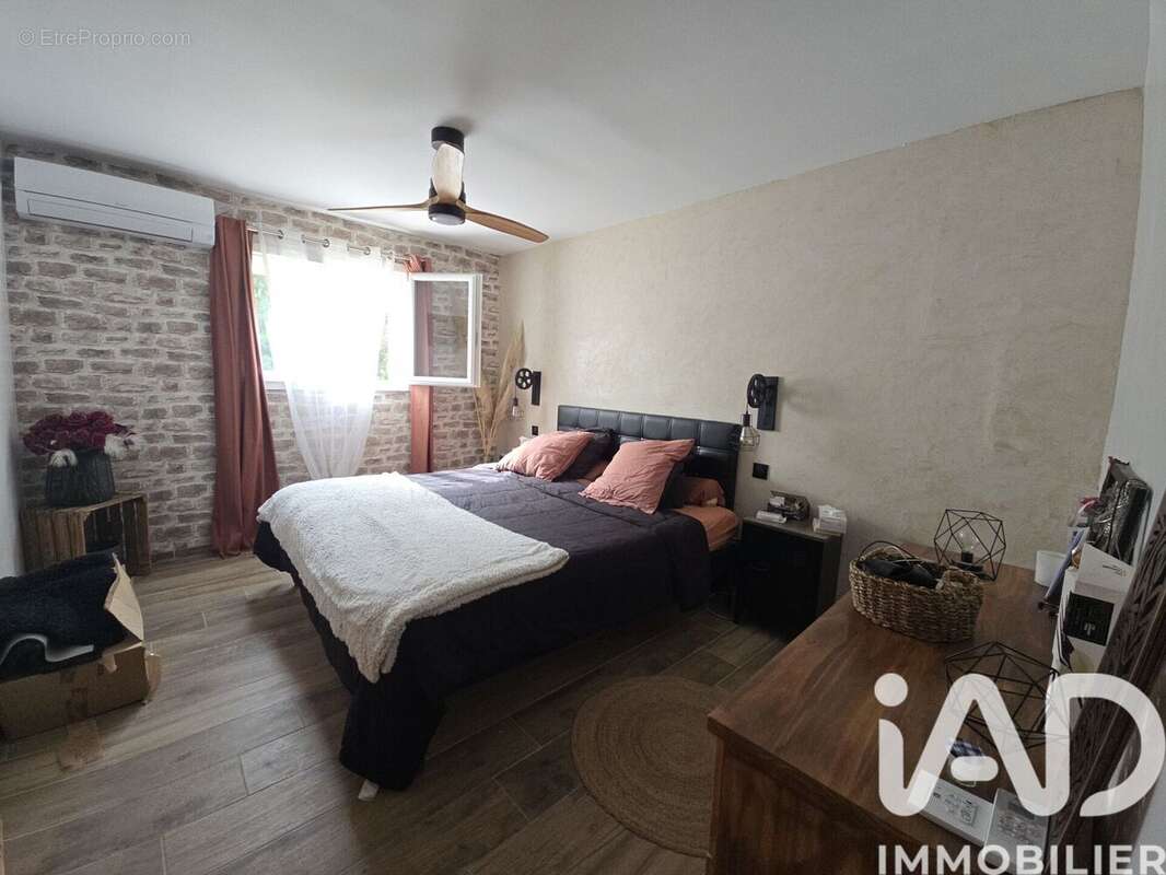 Photo 6 - Maison à LE REVEST-LES-EAUX