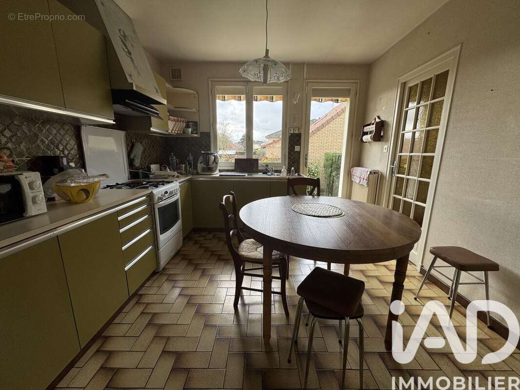 Photo 5 - Maison à MONTLUCON