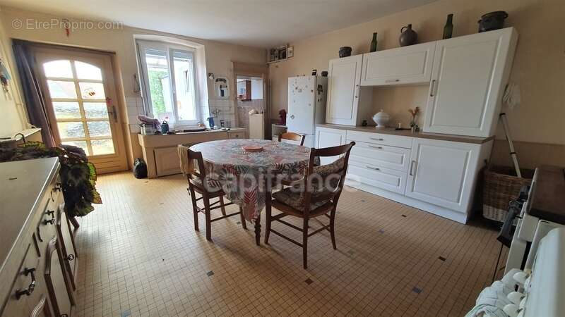 Maison en pierre 4 pièces de 120m² DAMPIERRE LES CONFLANS (70) - photo 5