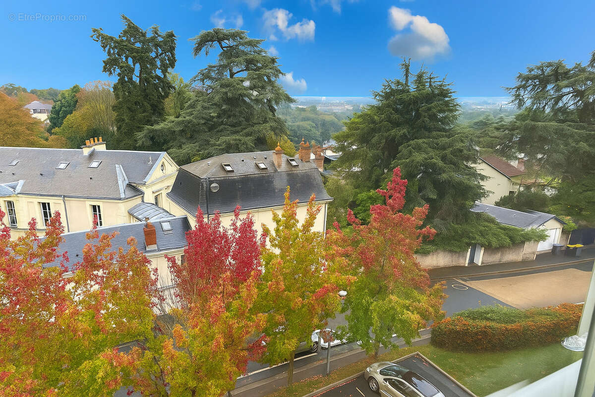 Appartement à SAINT-CYR-SUR-LOIRE