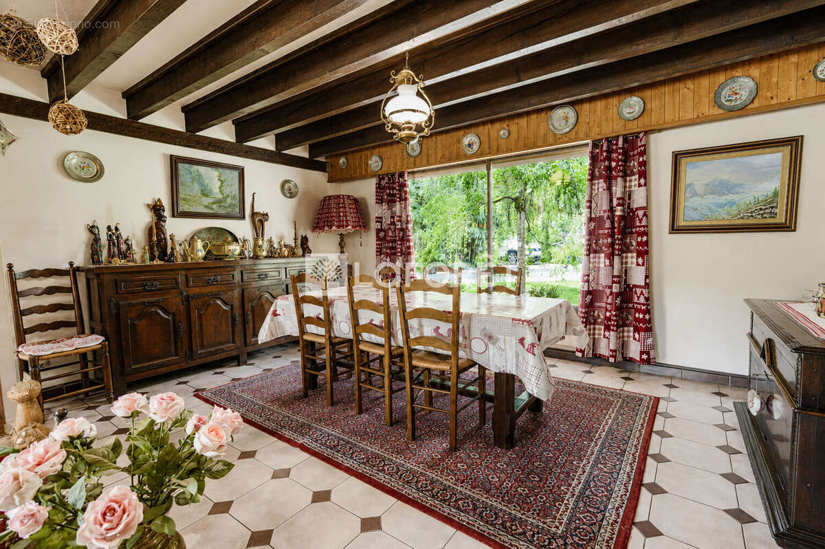 Maison à AITON