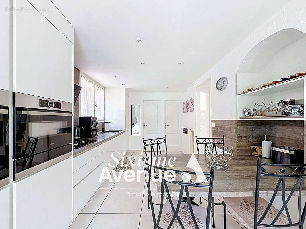 Maison Vaulx En Velin 4 pièce(s) 108 m2 - photo 6