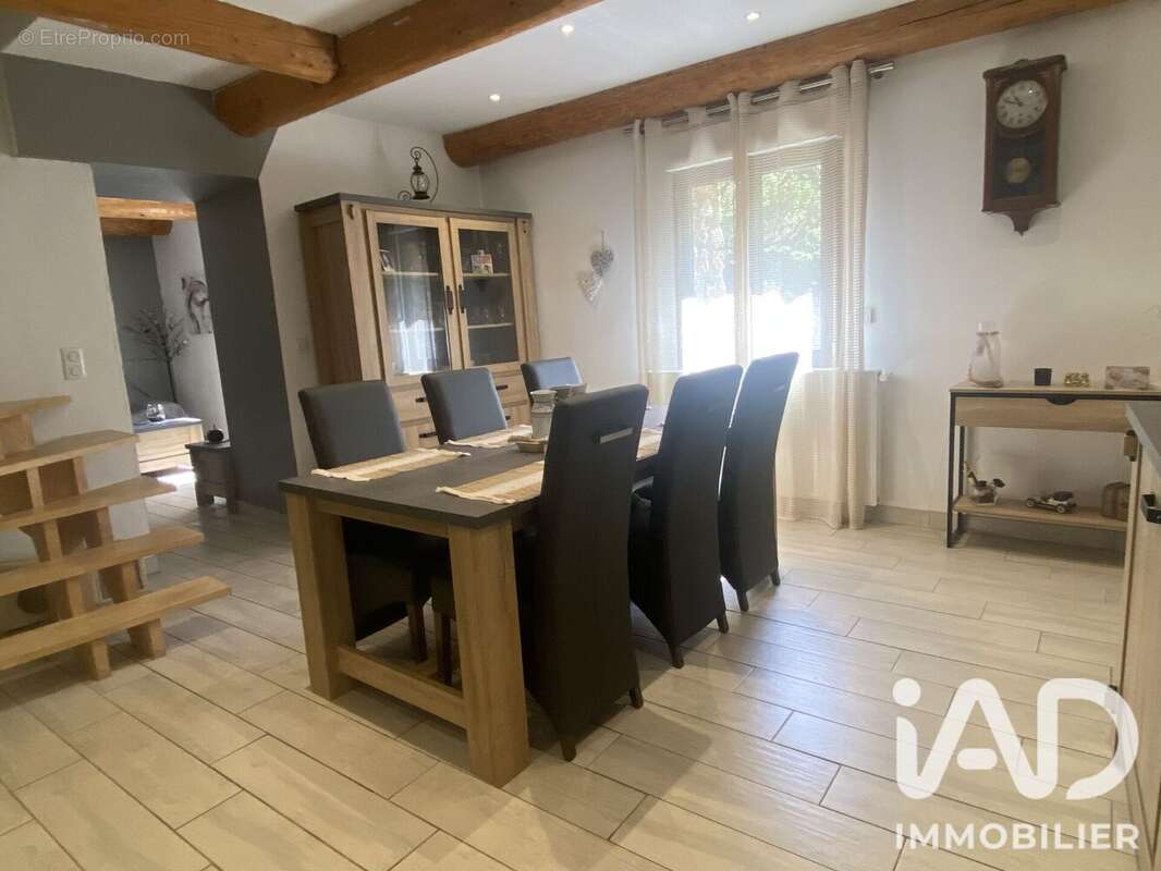 Maison 150 m² à Saint-Roman-De-Codieres  - photo 4
