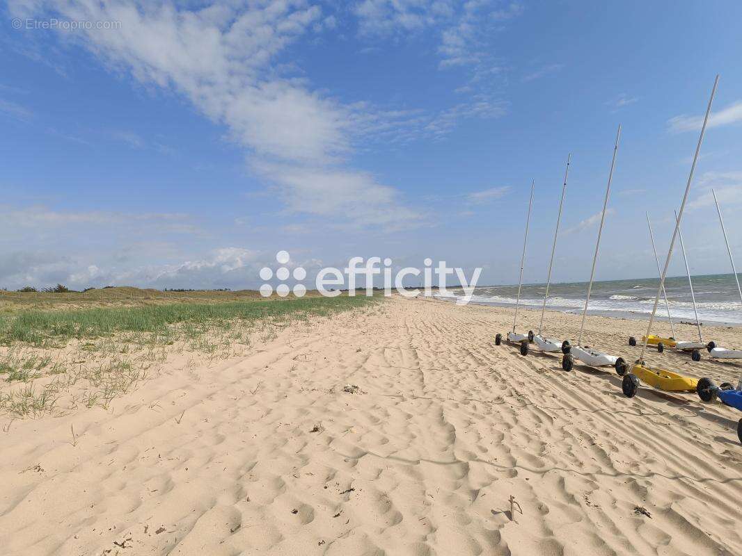Maison 102 m² à Barbatre  - photo 16