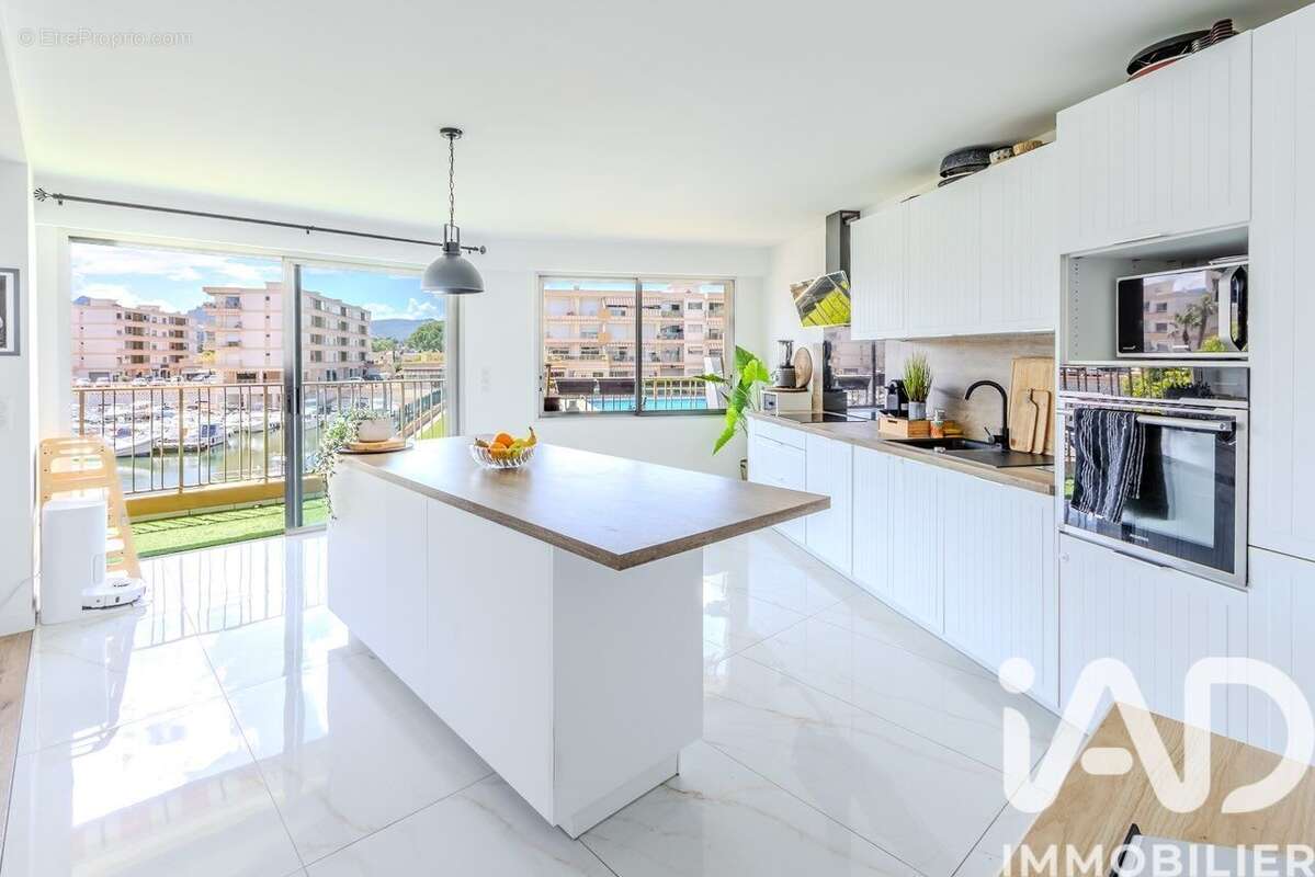 Photo 3 - Appartement à MANDELIEU-LA-NAPOULE