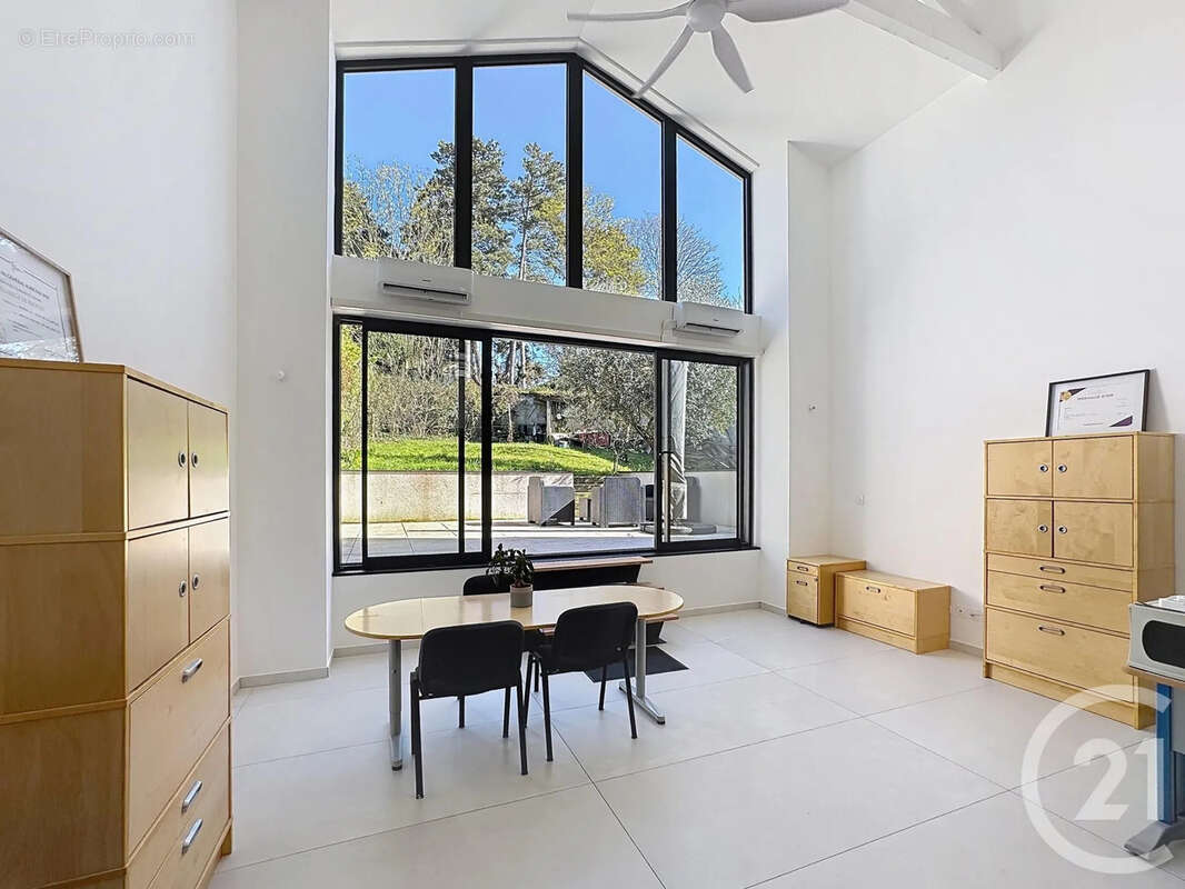 Appartement à SAINTE-FOY-LES-LYON