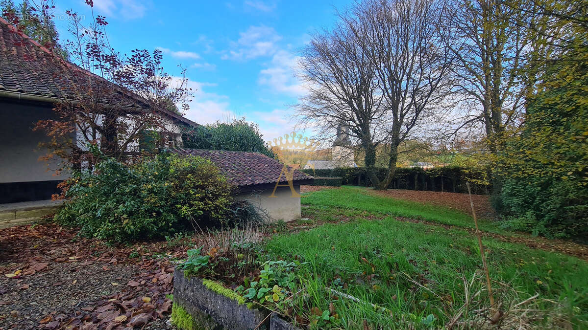 Maison à RECQUES-SUR-COURSE