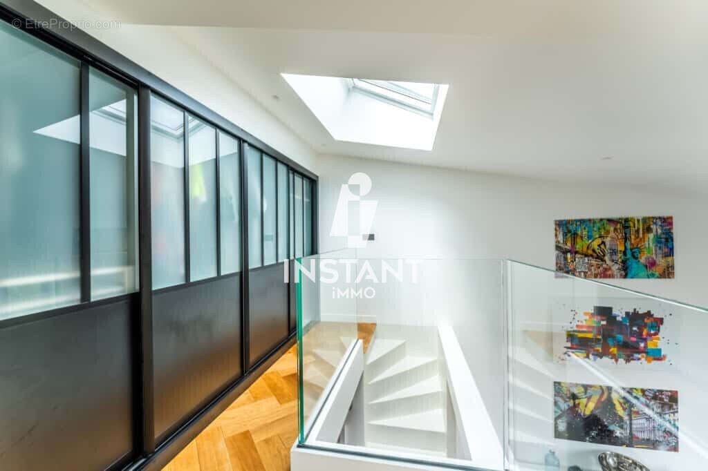 Appartement à PARIS-12E