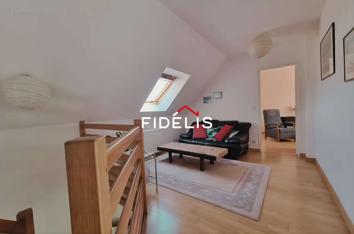 Maison à SAINT-JOUAN-DES-GUERETS