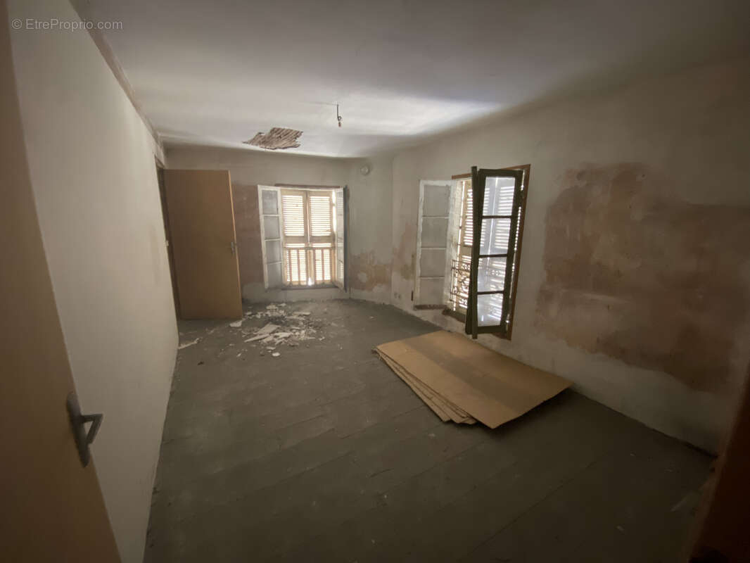 Appartement à CHALAIS