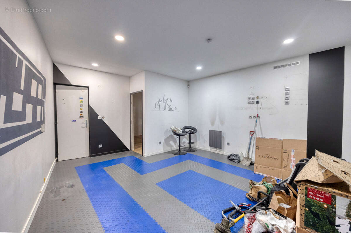 Commerce à GRENOBLE