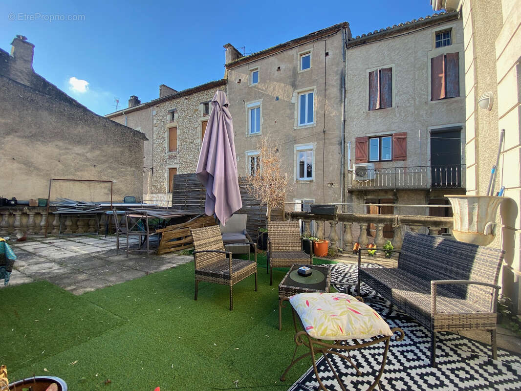 Maison à PUY-L'EVEQUE