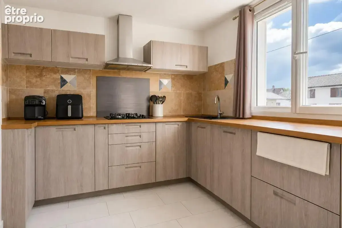 Maison de 4 pièces de 91 m² à Bondy - photo 5