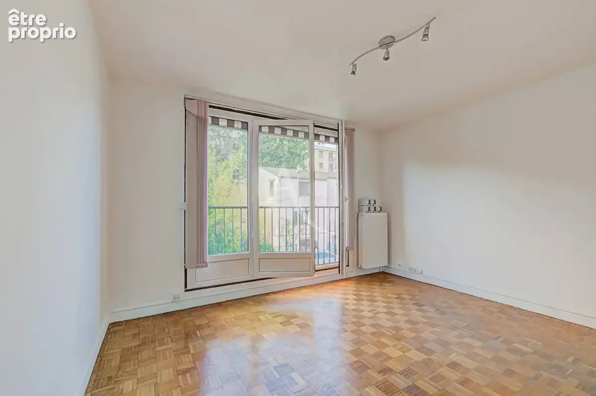 Photo Appartement à Le Perreux-Sur-Marne au prix de 247 000€