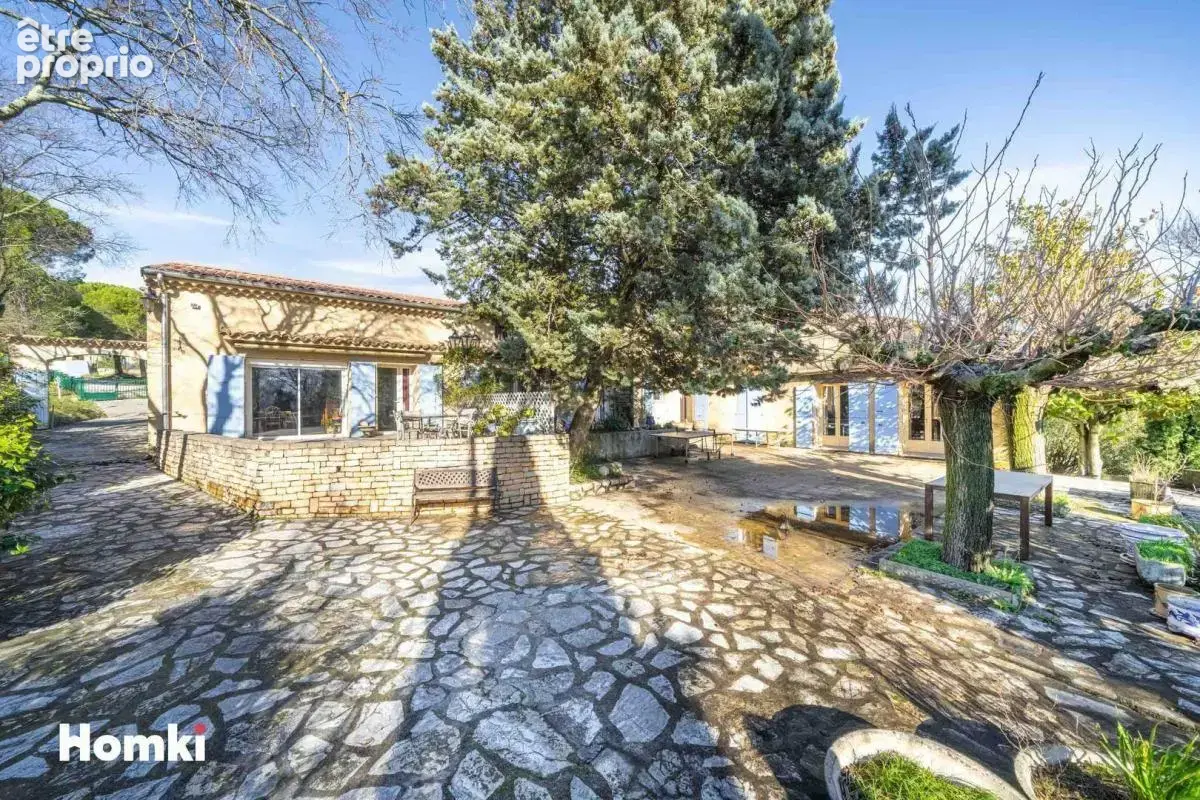 Propriété et 3 gites / T7 de 500 m² à Saint-Montan 07220 - photo 18