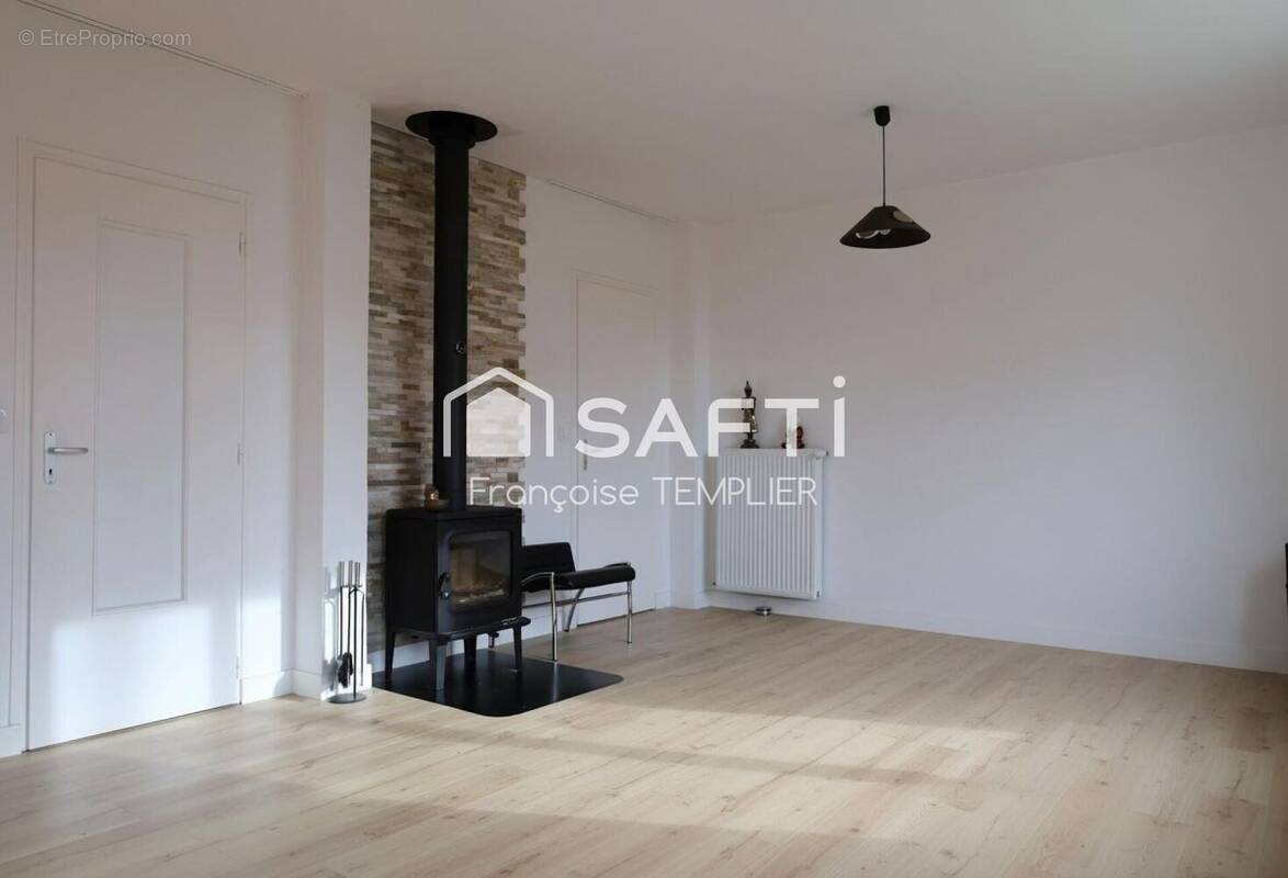 Photo 1 - Maison à BEDEE