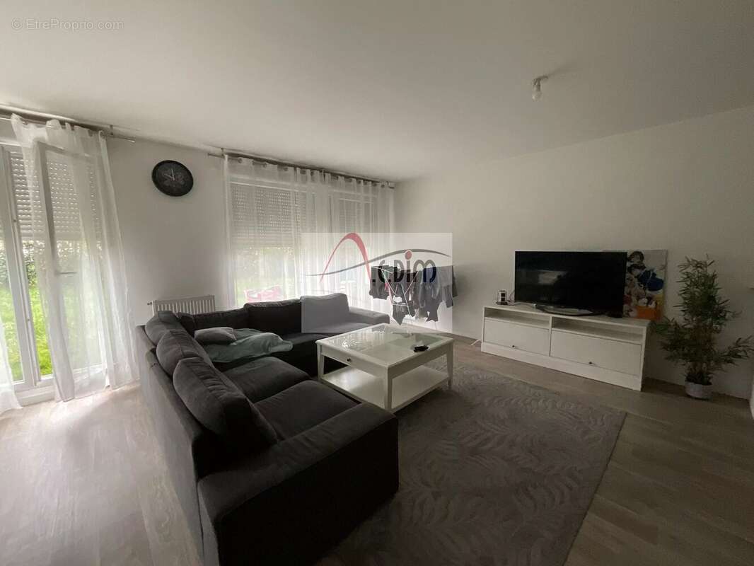 Appartement à CESSON