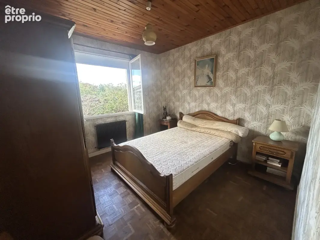 Maison de plain-pied avec deux garages et 3000m2 de terrain - photo 6