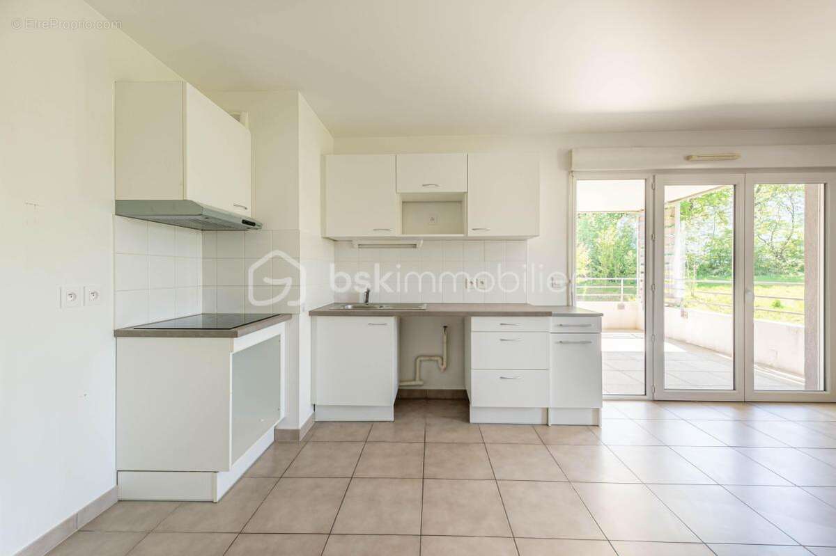 Appartement à SEYNOD