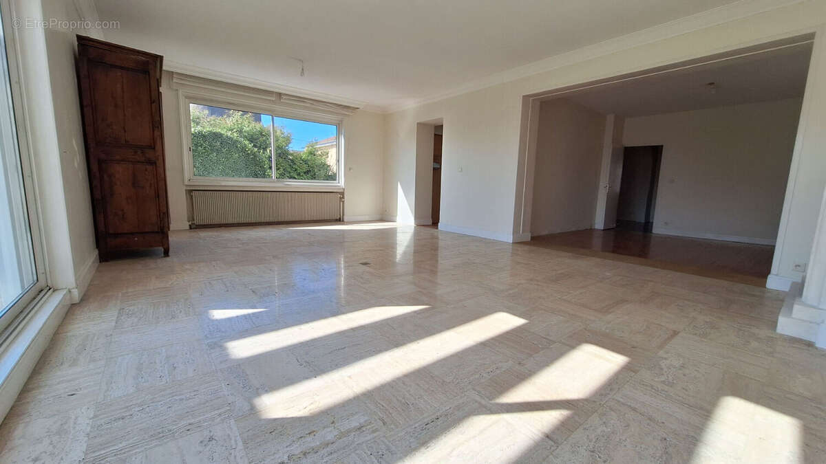 Maison Pont Du Château 7 pièce(s) 172 m2 - photo 8