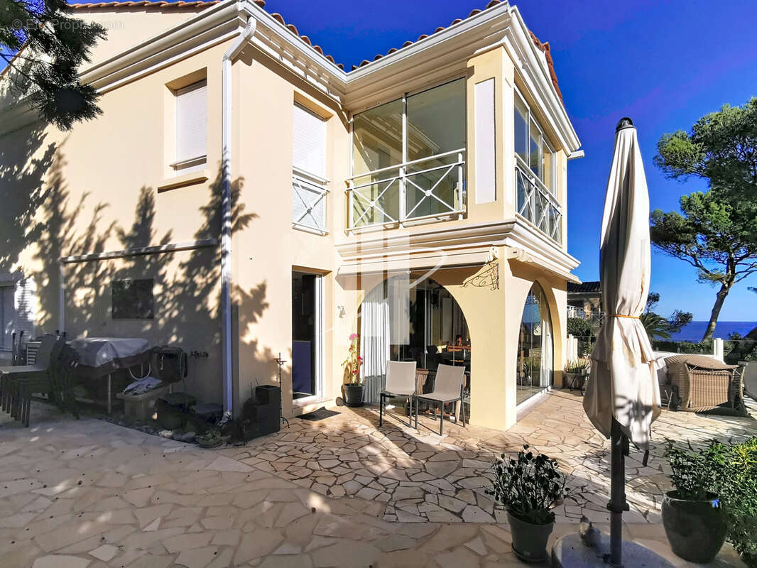 Appartement à SAINT-RAPHAEL