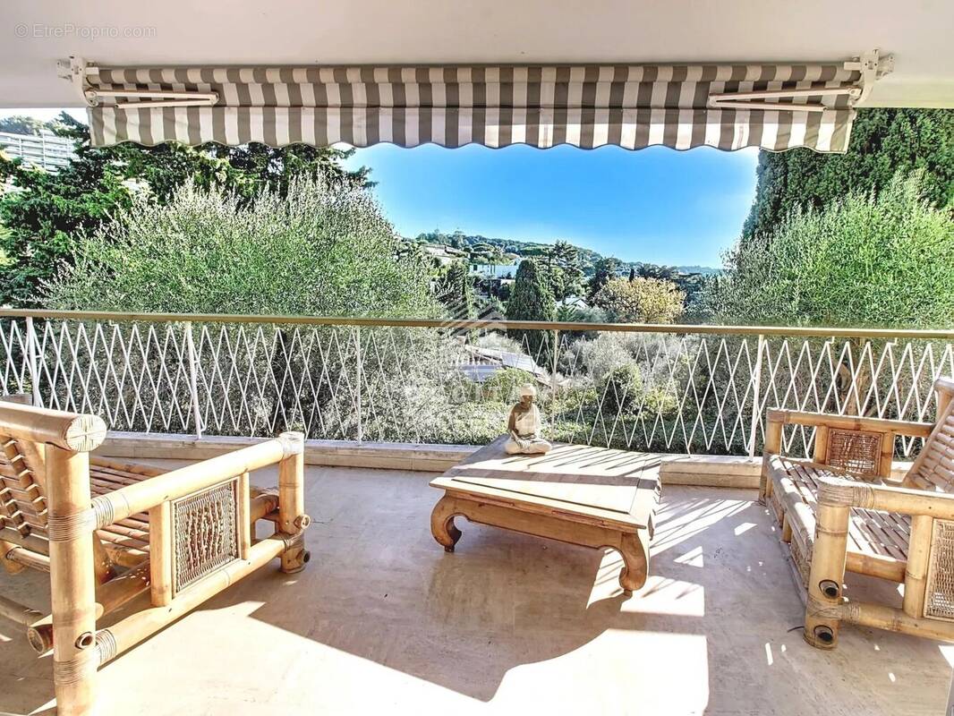Appartement à LE CANNET