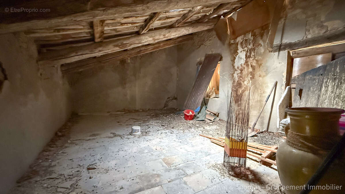 Maison à CADEROUSSE