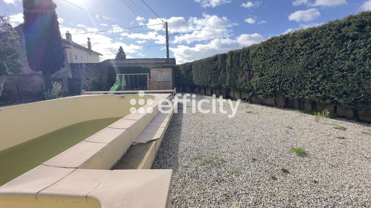 Maison à PIERRELATTE