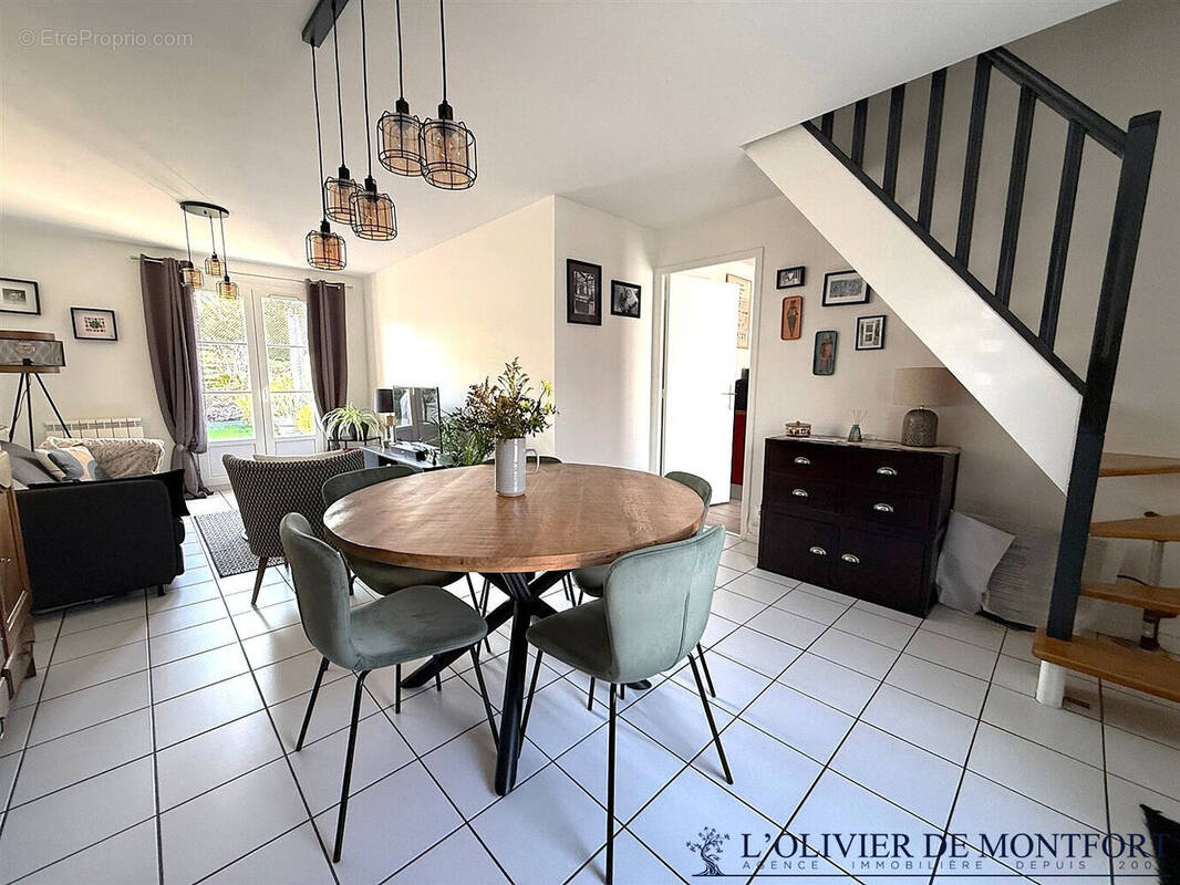 Maison à MONTFORT-L'AMAURY