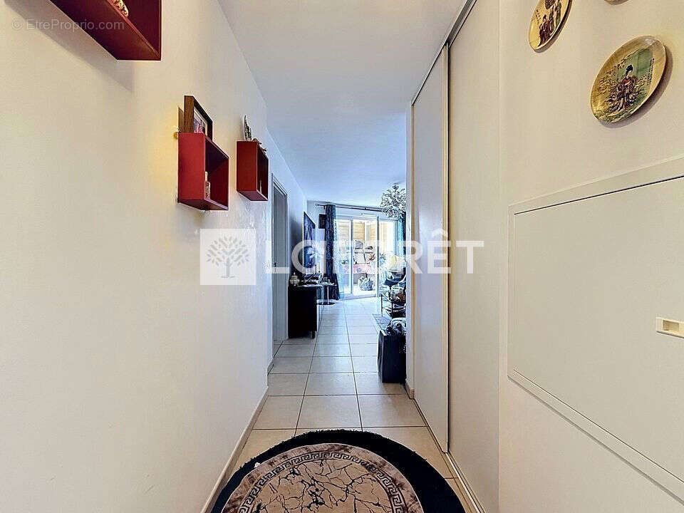 Appartement à MARSEILLE-8E