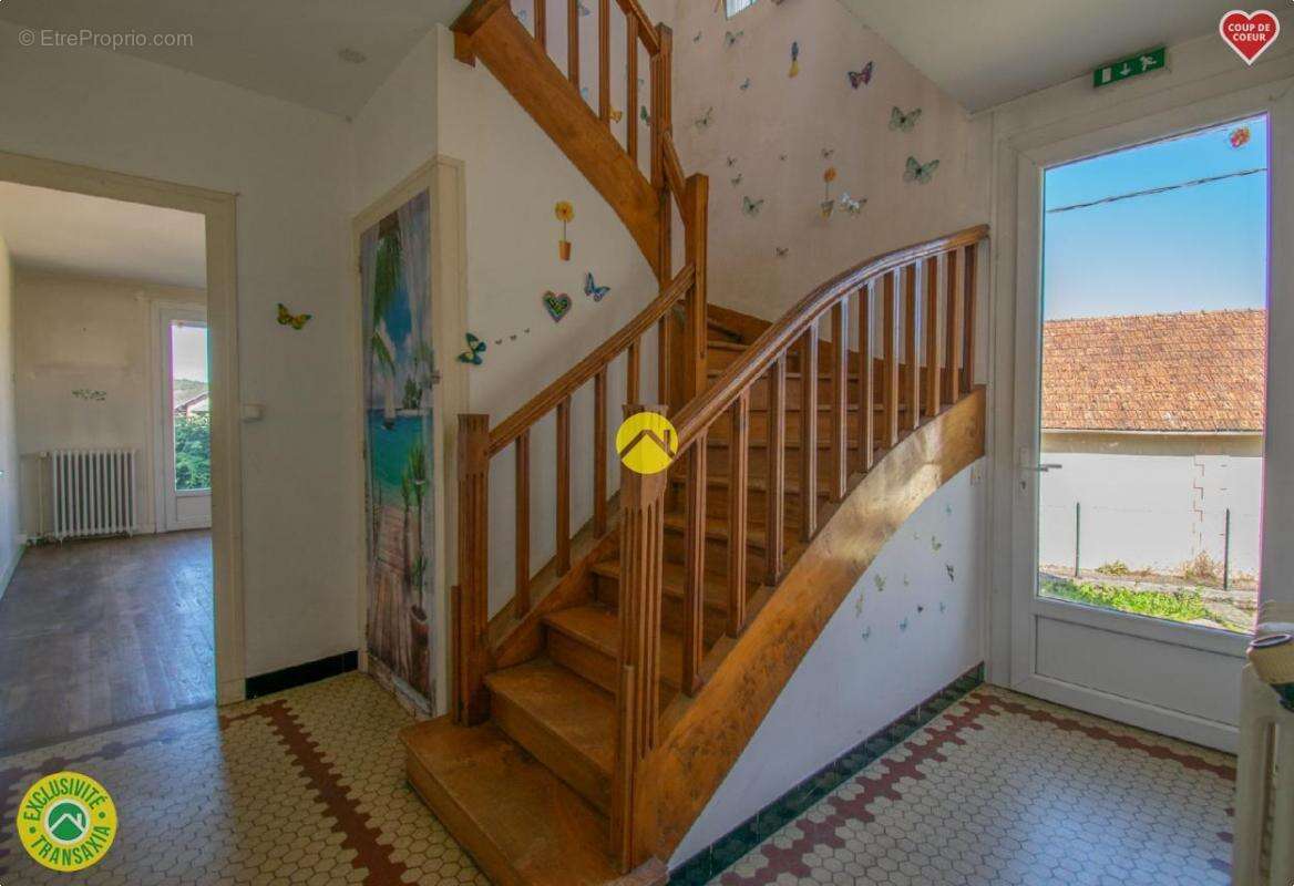 Maison à LE BUISSON-DE-CADOUIN