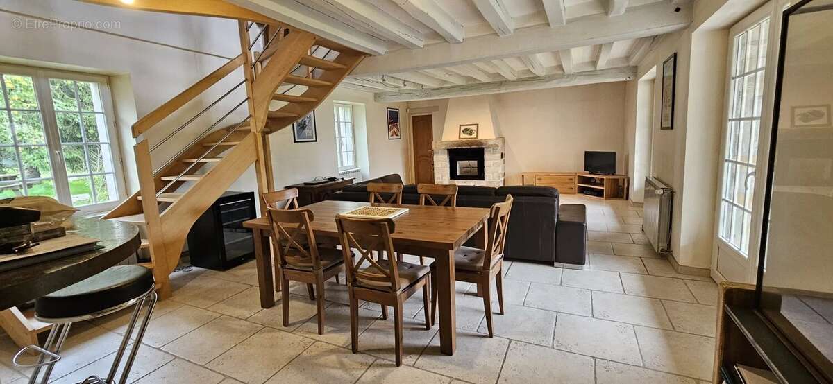 Maison à LA FERTE-ALAIS