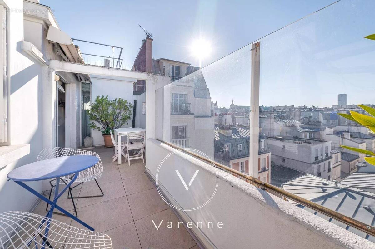 Appartement à PARIS-7E