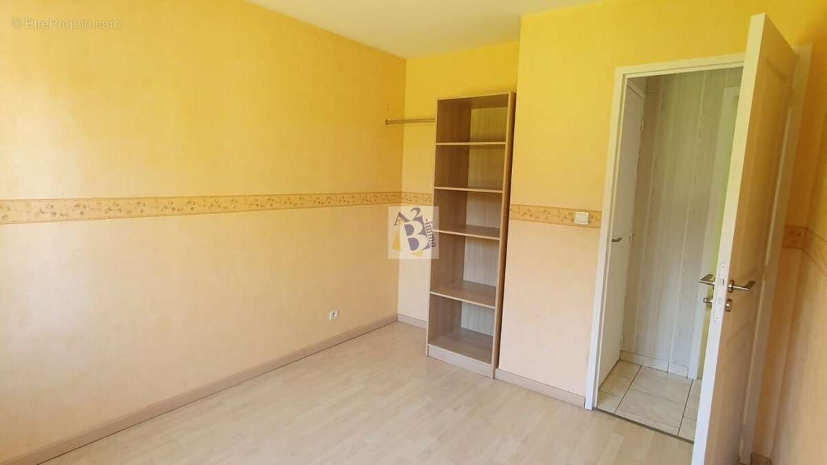 Maison à SAINT-YRIEIX-SUR-CHARENTE