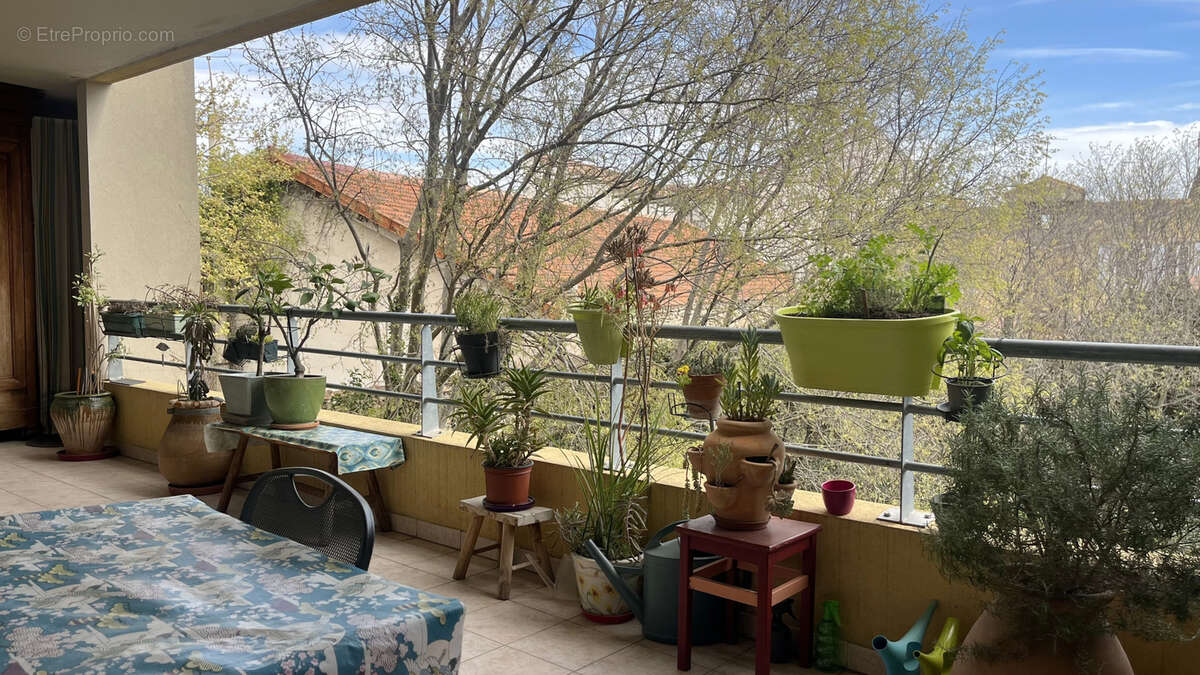 Appartement à NIMES