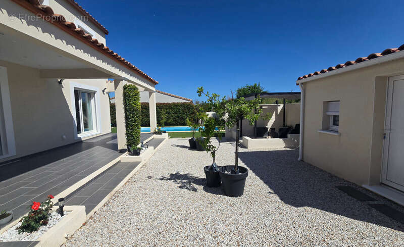 Maison à SAUVIAN
