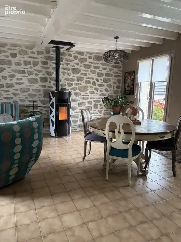 Jolie maison indépendante et économe, beau jardin, sous-sol et dépendance entièrement aménagés, garage et carport - photo 3