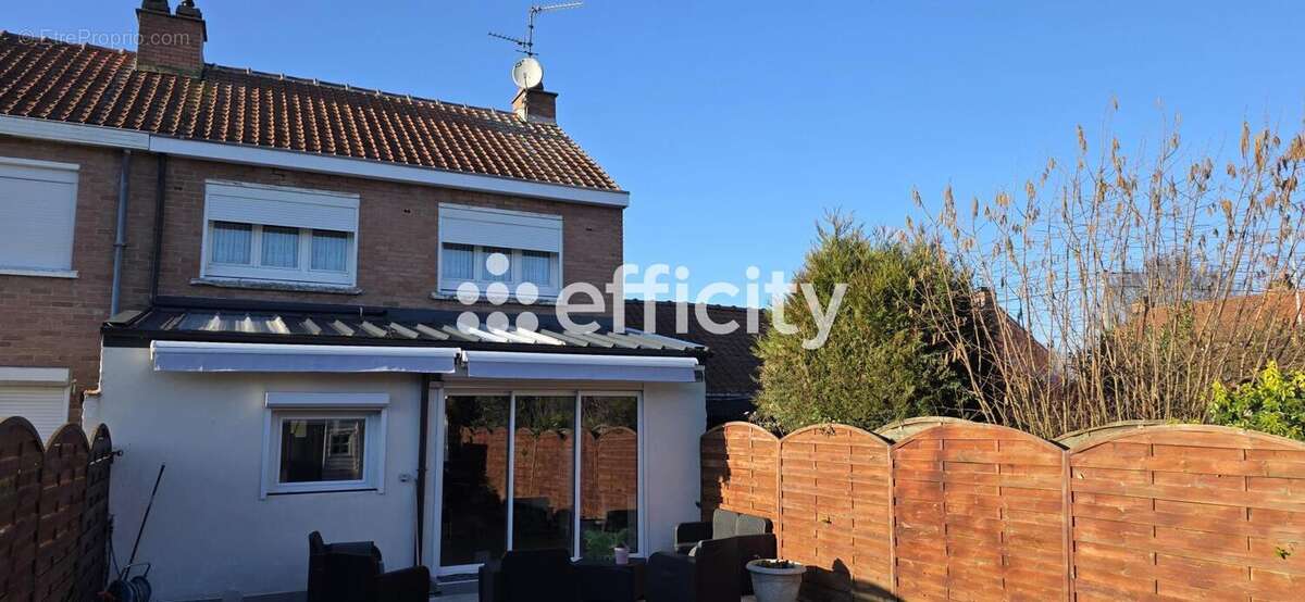 Maison à FACHES-THUMESNIL