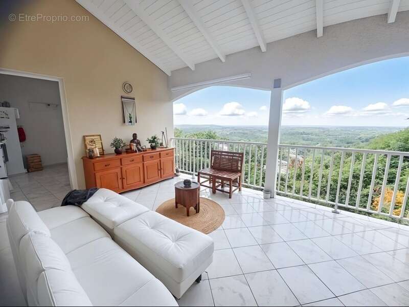 Maison à SAINTE-ANNE